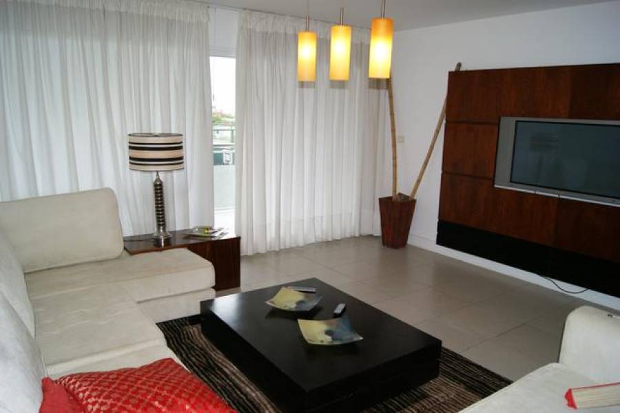 Punta del Este, Maldonado, Uruguay, 3 Bedrooms Bedrooms, ,3 BathroomsBathrooms,Apartamentos,Venta,42071