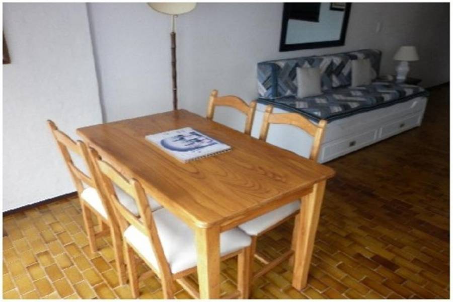 Punta del Este, Maldonado, Uruguay, 1 Dormitorio Bedrooms, ,1 BañoBathrooms,Apartamentos,Venta,42077
