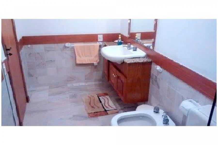 Punta del Este, Maldonado, Uruguay, 2 Bedrooms Bedrooms, ,2 BathroomsBathrooms,Apartamentos,Venta,42085