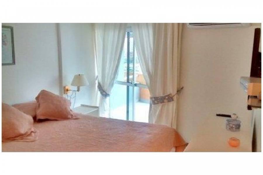 Punta del Este, Maldonado, Uruguay, 2 Bedrooms Bedrooms, ,2 BathroomsBathrooms,Apartamentos,Venta,42085