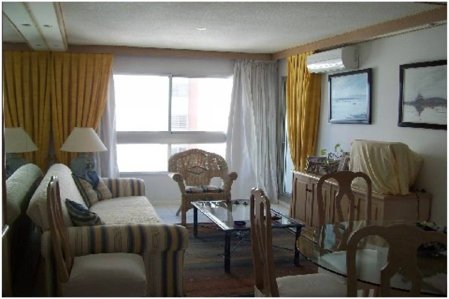 Punta del Este, Maldonado, Uruguay, 1 Dormitorio Bedrooms, ,1 BañoBathrooms,Apartamentos,Venta,42086