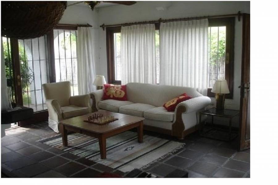 Punta del Este, Maldonado, Uruguay, 3 Bedrooms Bedrooms, ,2 BathroomsBathrooms,Casas,Venta,42089