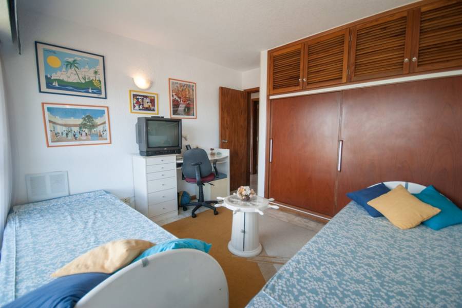 Punta del Este, Maldonado, Uruguay, 3 Bedrooms Bedrooms, ,2 BathroomsBathrooms,Apartamentos,Venta,42090