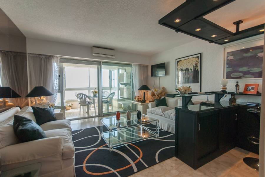 Punta del Este, Maldonado, Uruguay, 3 Bedrooms Bedrooms, ,2 BathroomsBathrooms,Apartamentos,Venta,42090