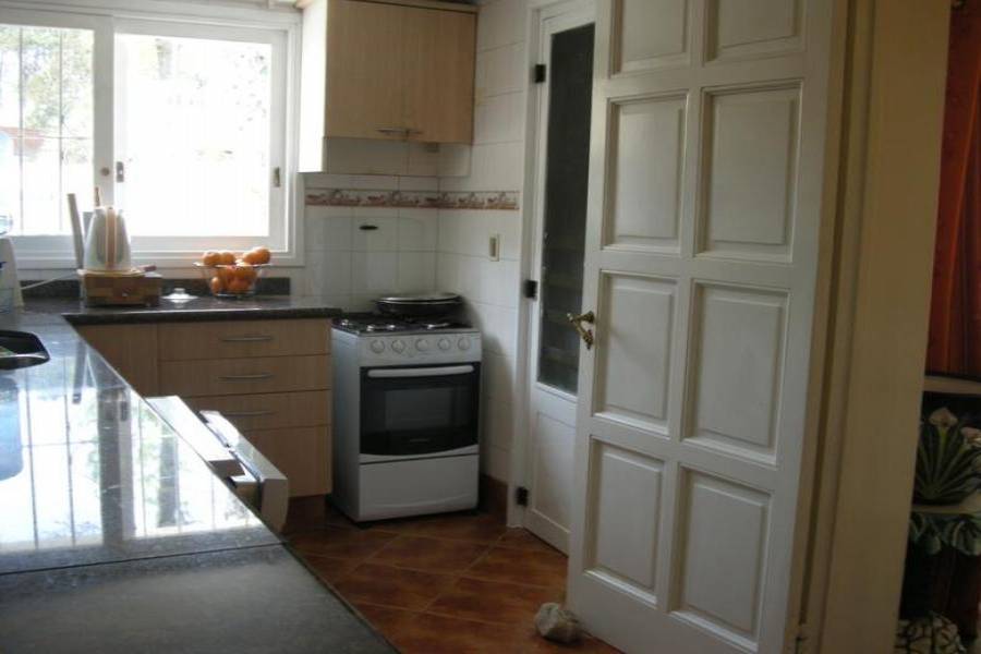Punta del Este, Maldonado, Uruguay, 3 Bedrooms Bedrooms, ,2 BathroomsBathrooms,Casas,Venta,42106