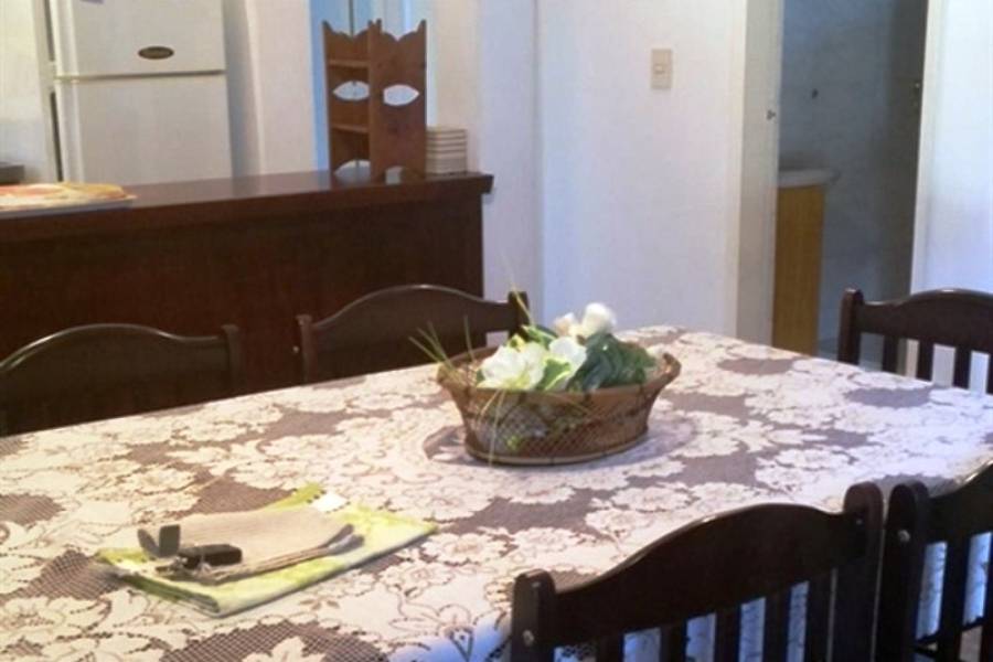Punta del Este, Maldonado, Uruguay, 2 Bedrooms Bedrooms, ,1 BañoBathrooms,Apartamentos,Venta,42108