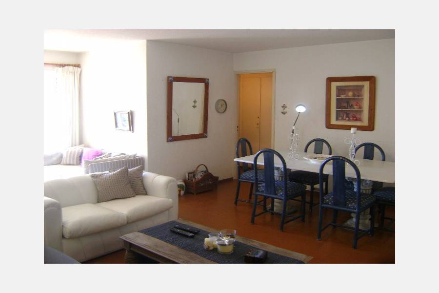 Punta del Este, Maldonado, Uruguay, 3 Bedrooms Bedrooms, ,2 BathroomsBathrooms,Apartamentos,Venta,42124