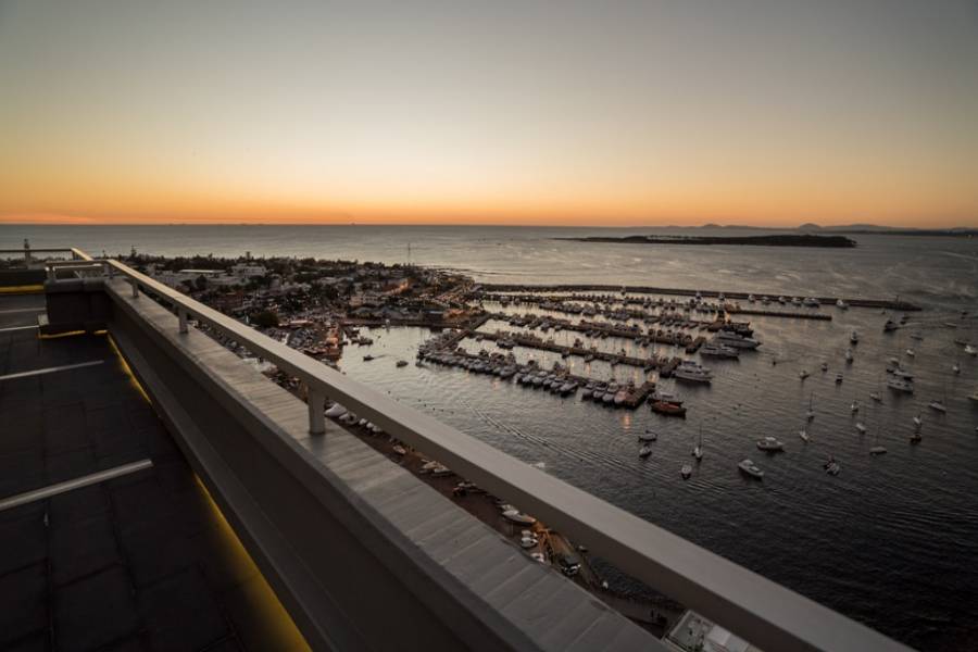 Punta del Este, Maldonado, Uruguay, ,Apartamentos,Venta,42136