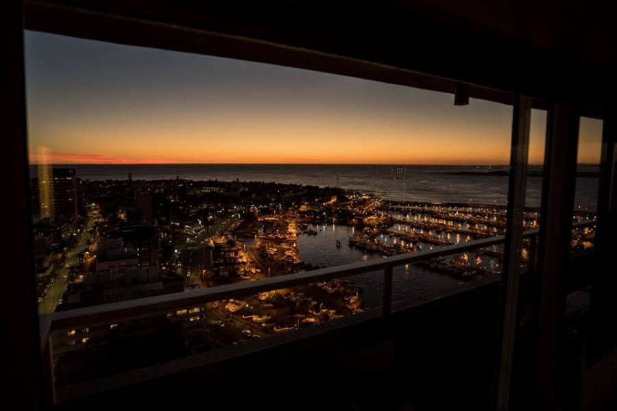 Punta del Este, Maldonado, Uruguay, ,Apartamentos,Venta,42136