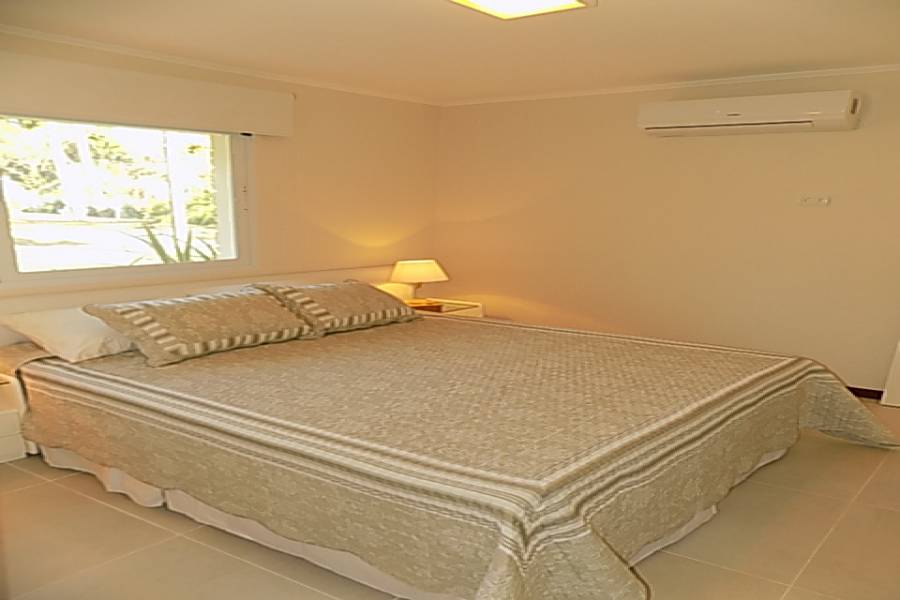 Punta del Este, Maldonado, Uruguay, 4 Bedrooms Bedrooms, ,3 BathroomsBathrooms,Casas,Venta,42138