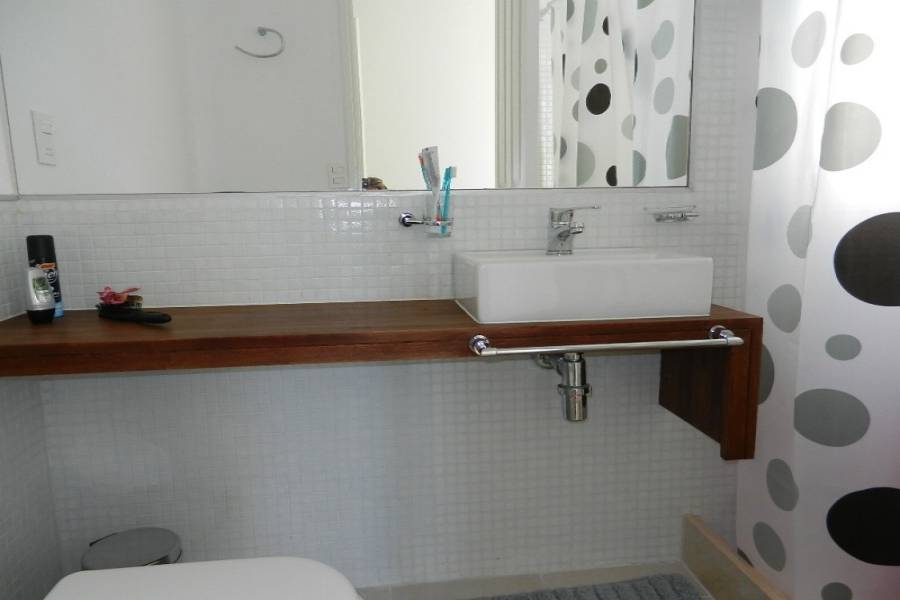 Punta del Este, Maldonado, Uruguay, 2 Bedrooms Bedrooms, ,2 BathroomsBathrooms,Apartamentos,Venta,42139