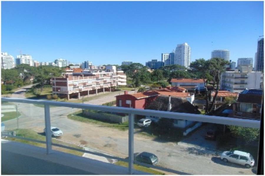 Punta del este, Maldonado, Uruguay, 2 Bedrooms Bedrooms, ,2 BathroomsBathrooms,Apartamentos,Venta,42155