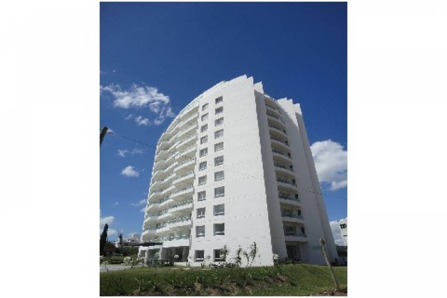 Punta del este, Maldonado, Uruguay, 2 Bedrooms Bedrooms, ,2 BathroomsBathrooms,Apartamentos,Venta,42155