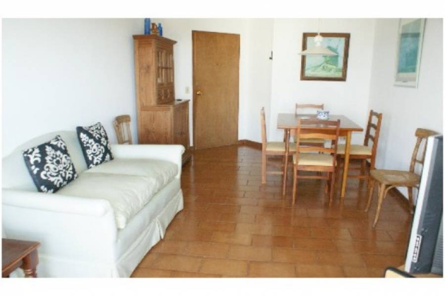 Punta del Este, Maldonado, Uruguay, 2 Bedrooms Bedrooms, ,2 BathroomsBathrooms,Apartamentos,Venta,42156