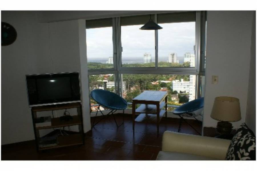 Punta del Este, Maldonado, Uruguay, 2 Bedrooms Bedrooms, ,2 BathroomsBathrooms,Apartamentos,Venta,42156