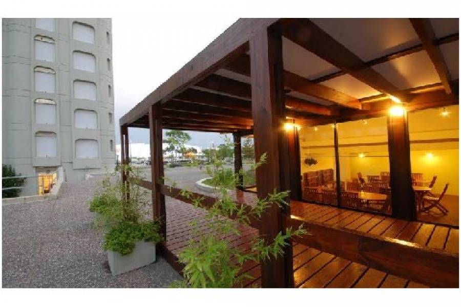 Punta del Este, Maldonado, Uruguay, 2 Bedrooms Bedrooms, ,2 BathroomsBathrooms,Apartamentos,Venta,42156