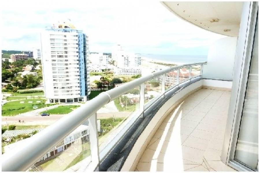 Punta del Este, Maldonado, Uruguay, 3 Bedrooms Bedrooms, ,2 BathroomsBathrooms,Apartamentos,Venta,42172
