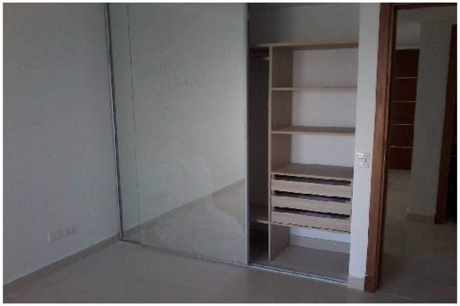 Punta del Este, Maldonado, Uruguay, 2 Bedrooms Bedrooms, ,2 BathroomsBathrooms,Apartamentos,Venta,42175