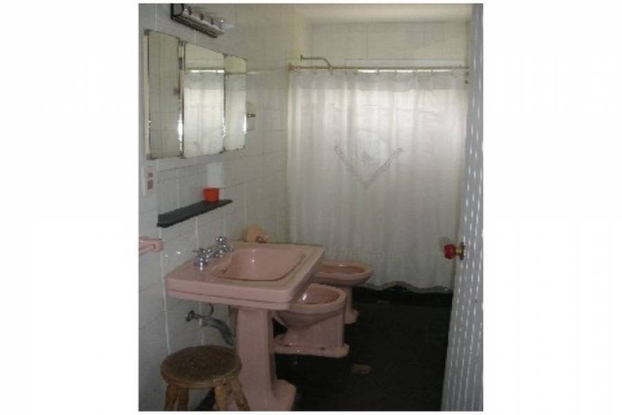 Punta del Este, Maldonado, Uruguay, 3 Bedrooms Bedrooms, ,2 BathroomsBathrooms,Casas,Venta,42183