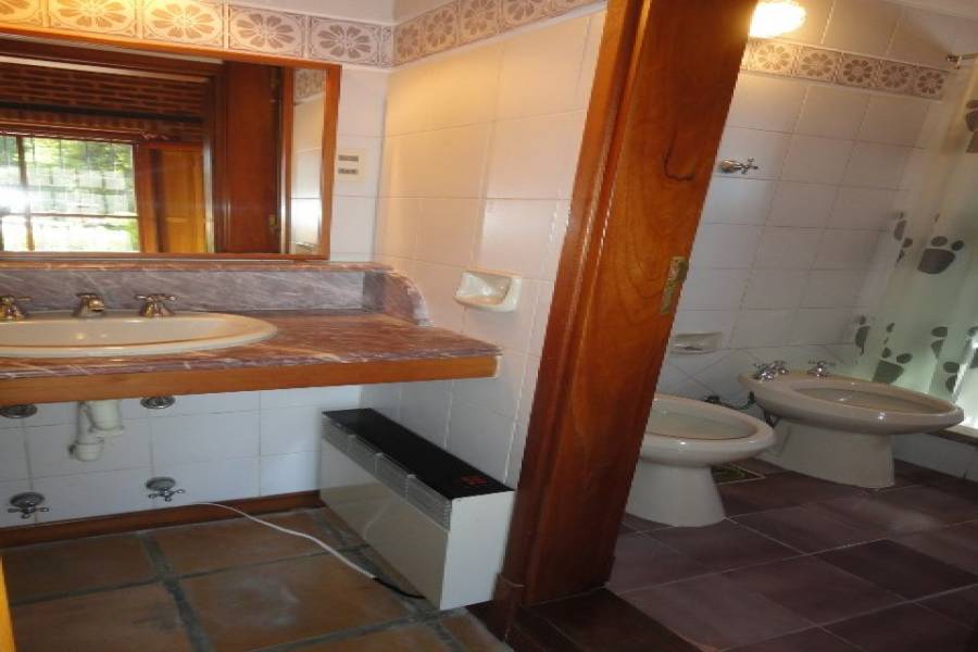 Punta del Este, Maldonado, Uruguay, 3 Bedrooms Bedrooms, ,2 BathroomsBathrooms,Casas,Venta,42184