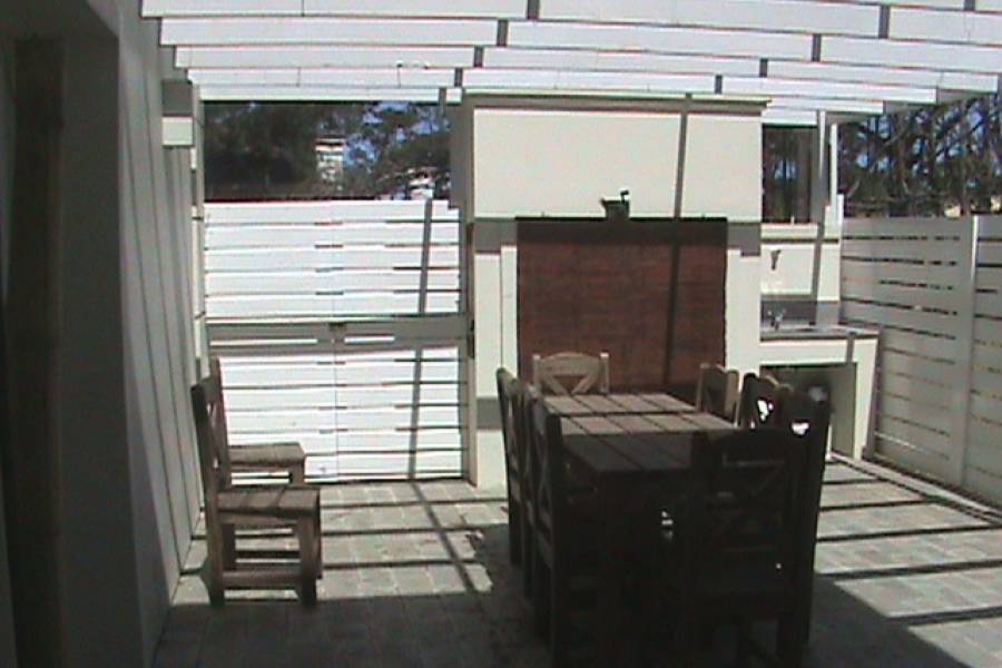 Punta del Este, Maldonado, Uruguay, 3 Bedrooms Bedrooms, ,4 BathroomsBathrooms,Casas,Venta,42195