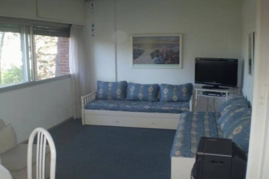 Punta del Este, Maldonado, Uruguay, 1 Dormitorio Bedrooms, ,1 BañoBathrooms,Apartamentos,Venta,42197