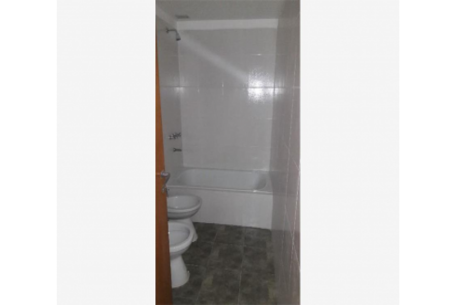 Caseros, Capital Federal, Argentina, 1 Dormitorio Habitaciones, ,1 BañoBathrooms,Apartamentos,Venta,WENNCESLAO DEL TATA,42259