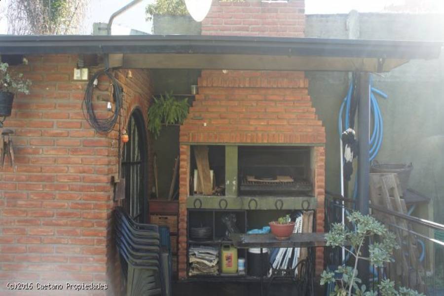 Aldo Bonzi,Buenos Aires,3 Habitaciones Habitaciones,2 BañosBaños,Casas,Blandengues ,1380