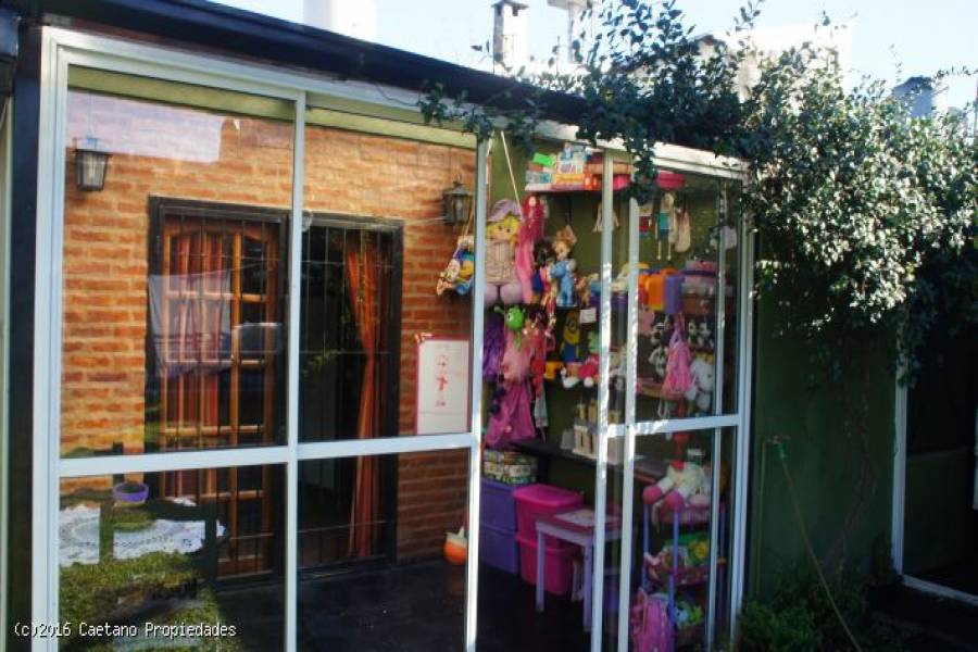 Aldo Bonzi,Buenos Aires,3 Habitaciones Habitaciones,2 BañosBaños,Casas,Blandengues ,1380