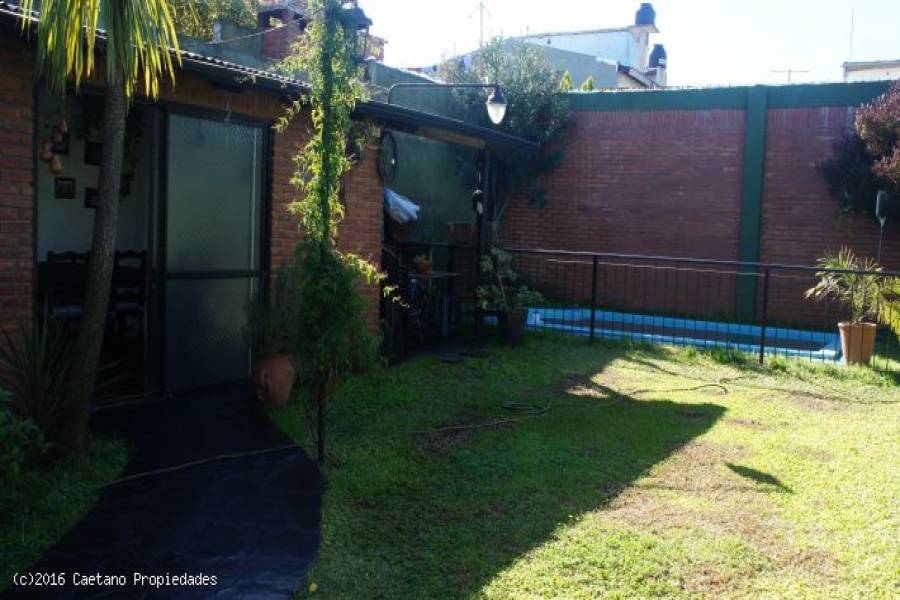 Aldo Bonzi,Buenos Aires,3 Habitaciones Habitaciones,2 BañosBaños,Casas,Blandengues ,1380