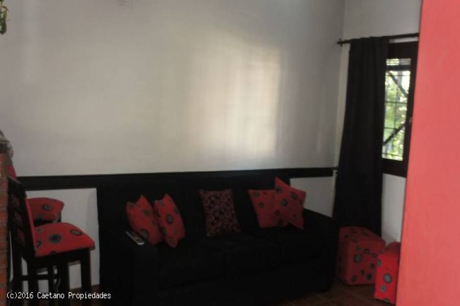 Aldo Bonzi,Buenos Aires,3 Habitaciones Habitaciones,2 BañosBaños,Casas,Blandengues ,1380