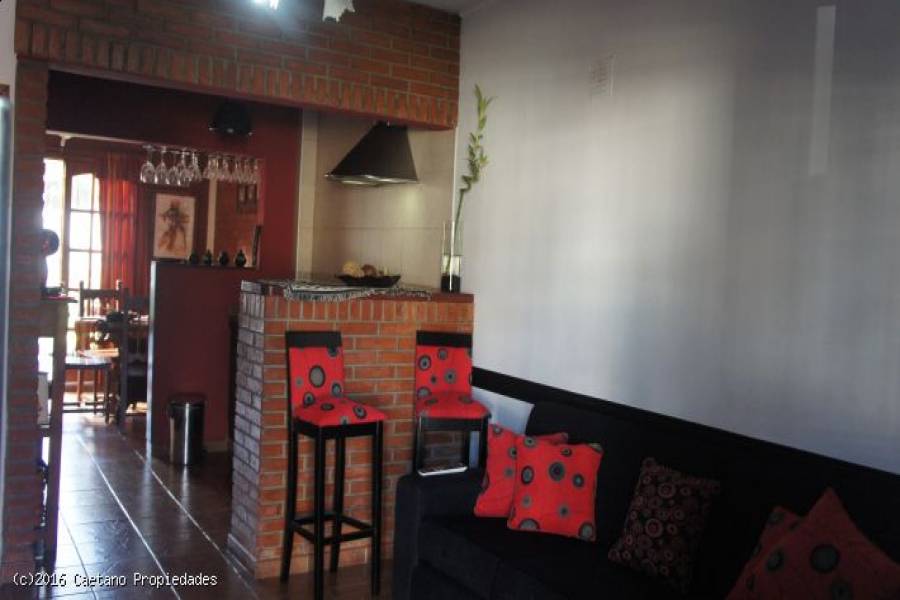 Aldo Bonzi,Buenos Aires,3 Habitaciones Habitaciones,2 BañosBaños,Casas,Blandengues ,1380