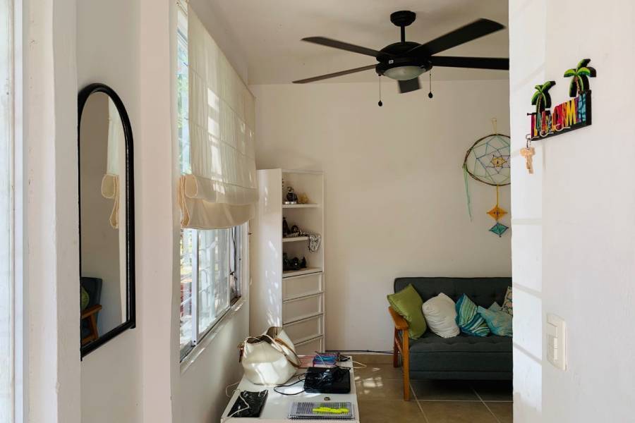 Playa del Carmen, Quintana Roo, Mexico, 3 Habitaciones Habitaciones, ,3 BathroomsBathrooms,Casas,Venta,Kabah,2,42357