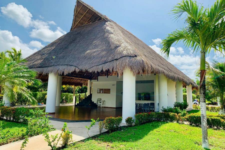 Playa del Carmen, Quintana Roo, Mexico, 3 Habitaciones Habitaciones, ,3 BathroomsBathrooms,Casas,Venta,Kabah,2,42357