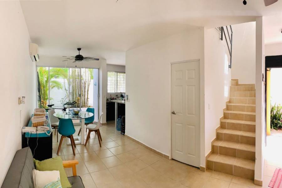 Playa del Carmen, Quintana Roo, Mexico, 3 Habitaciones Habitaciones, ,3 BathroomsBathrooms,Casas,Venta,Kabah,2,42357