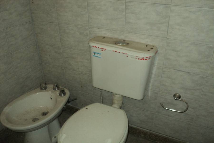 Aldo Bonzi,Buenos Aires,Argentina,3 Bedrooms Bedrooms,2 BathroomsBathrooms,Casas,Altolaguirre,1381