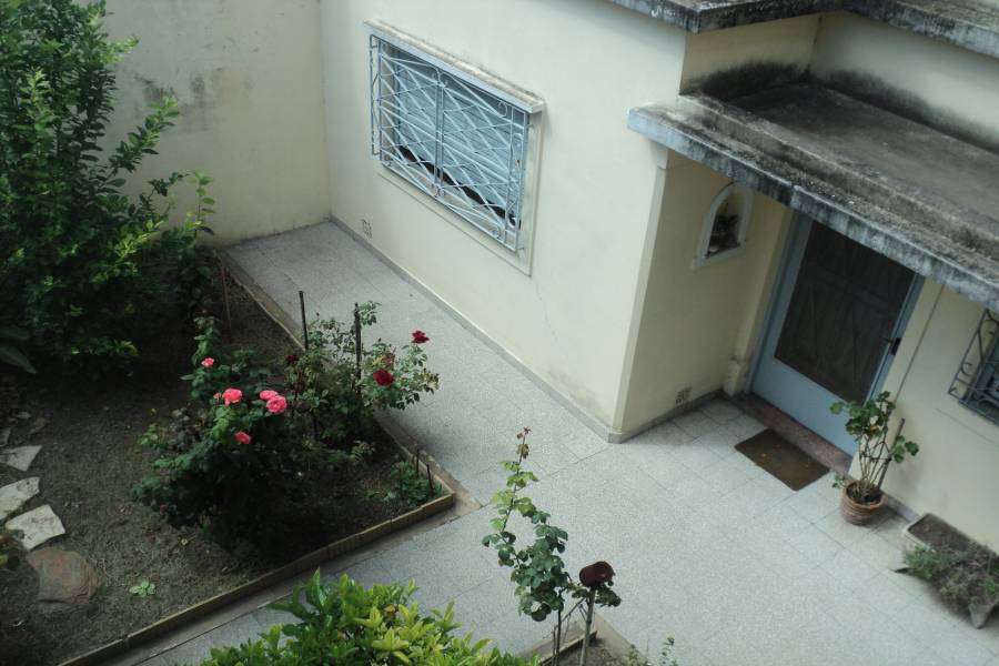 Aldo Bonzi,Buenos Aires,Argentina,3 Bedrooms Bedrooms,2 BathroomsBathrooms,Casas,Altolaguirre,1381