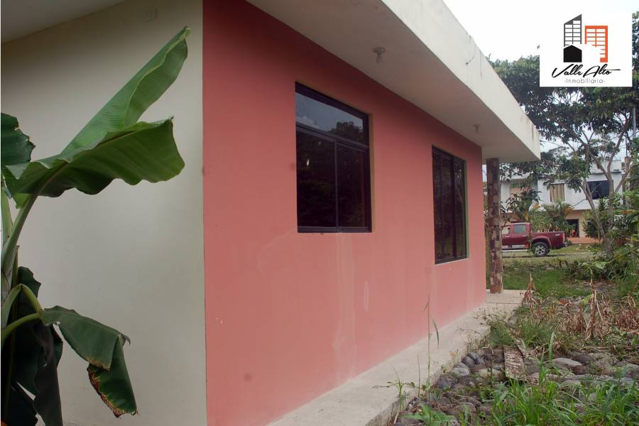 MACAS, MORONA SANTIAGO, Ecuador, 2 Habitaciones Habitaciones, ,1 BañoBathrooms,Casas,Venta,1,42481
