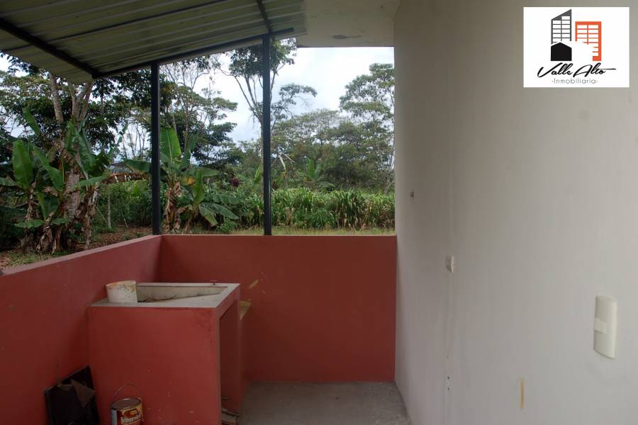 MACAS, MORONA SANTIAGO, Ecuador, 2 Habitaciones Habitaciones, ,1 BañoBathrooms,Casas,Venta,1,42481