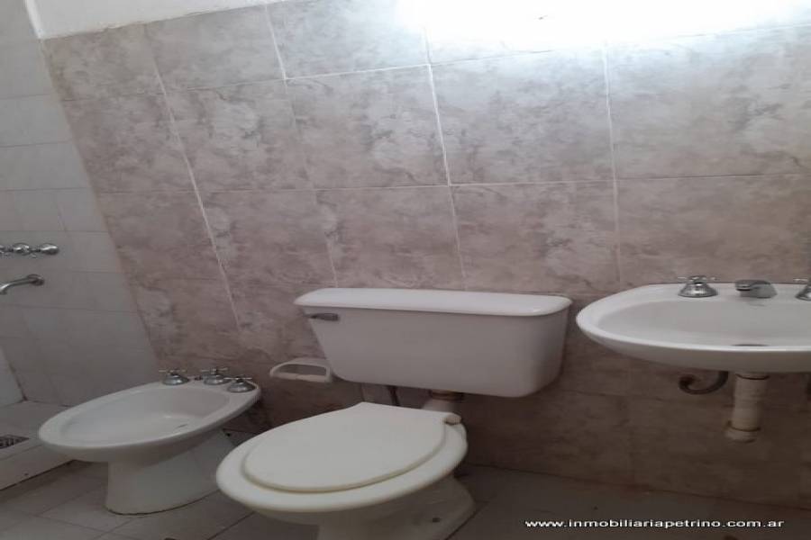 San Luis, Argentina, 2 Habitaciones Habitaciones, ,1 BañoBathrooms,Casas,Venta,42490