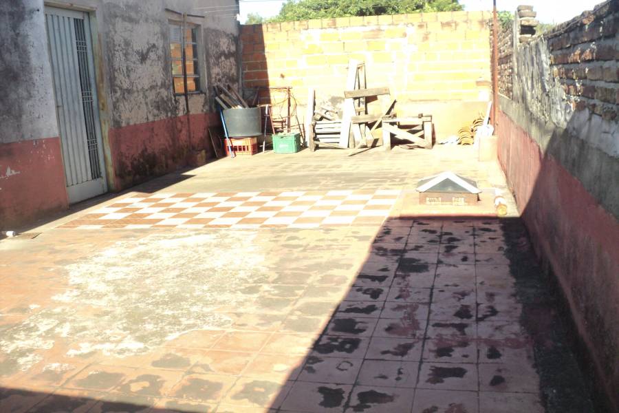 La Tablada,Buenos Aires,5 Habitaciones Habitaciones,4 BañosBaños,Casas,Montenegro,1382