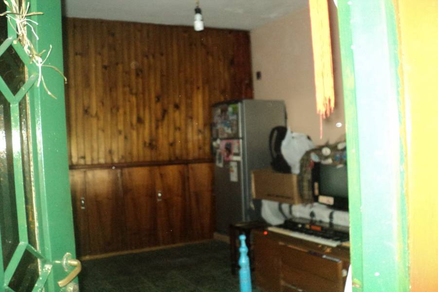 La Tablada,Buenos Aires,5 Habitaciones Habitaciones,4 BañosBaños,Casas,Montenegro,1382