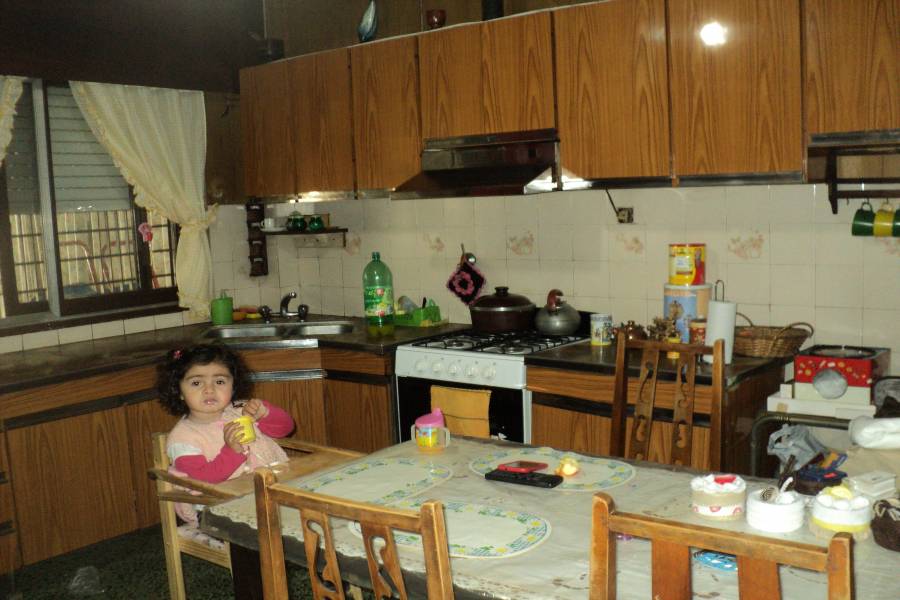 La Tablada,Buenos Aires,5 Habitaciones Habitaciones,4 BañosBaños,Casas,Montenegro,1382