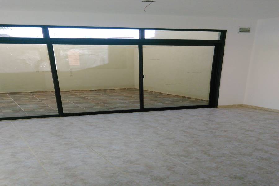 GUALEGUAYCHU, Entre Ríos, Argentina, 3 Habitaciones Habitaciones, ,2 BathroomsBathrooms,PH Tipo Casa,Venta,FERNANDEZ Y PUERTO ARGENTINO,42608