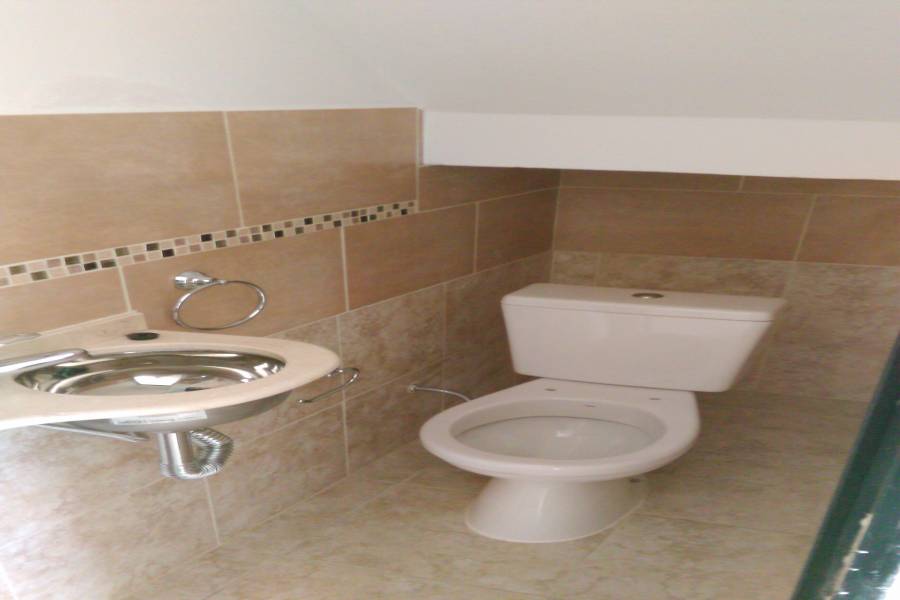 GUALEGUAYCHU, Entre Ríos, Argentina, 3 Habitaciones Habitaciones, ,2 BathroomsBathrooms,PH Tipo Casa,Venta,FERNANDEZ Y PUERTO ARGENTINO,42608