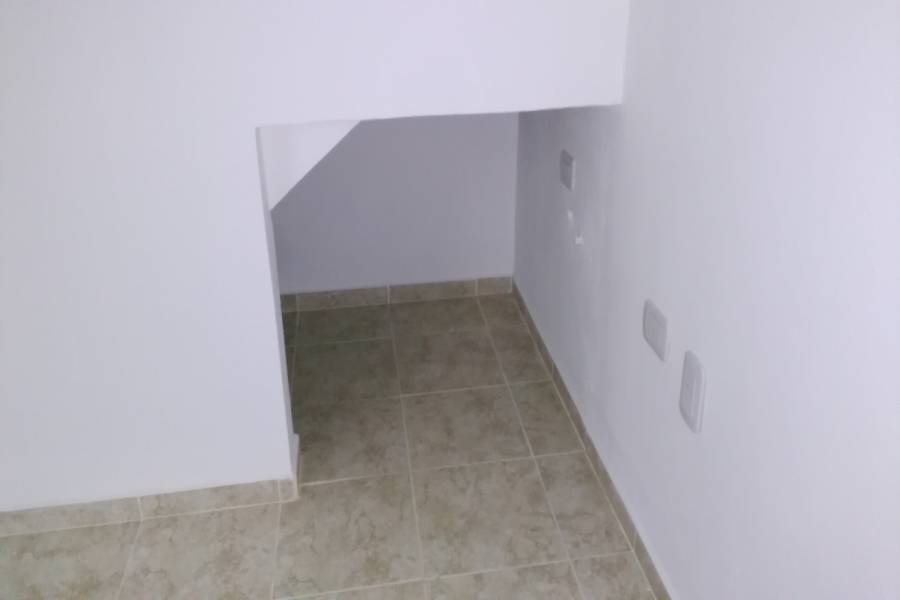 GUALEGUAYCHU, Entre Ríos, Argentina, 3 Habitaciones Habitaciones, ,2 BathroomsBathrooms,PH Tipo Casa,Venta,FERNANDEZ Y PUERTO ARGENTINO,42608