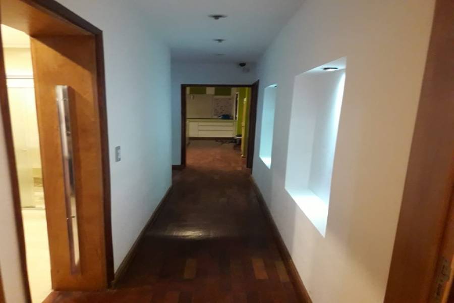 TRENQUE LAUQUEN, Buenos Aires, Argentina, 2 Habitaciones Habitaciones, ,1 BañoBathrooms,Casas,Venta,PASAJE ARGENTINO ,42624