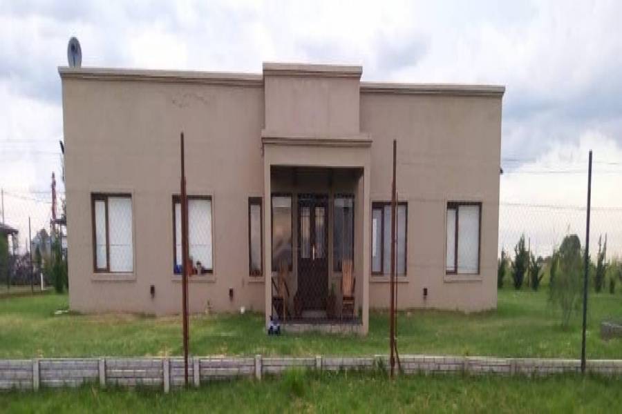 trenque lauquen, Buenos Aires, Argentina, 2 Habitaciones Habitaciones, ,1 BañoBathrooms,Casas,Venta,Loteo Howard Johnson(calle 1 S/N),42629