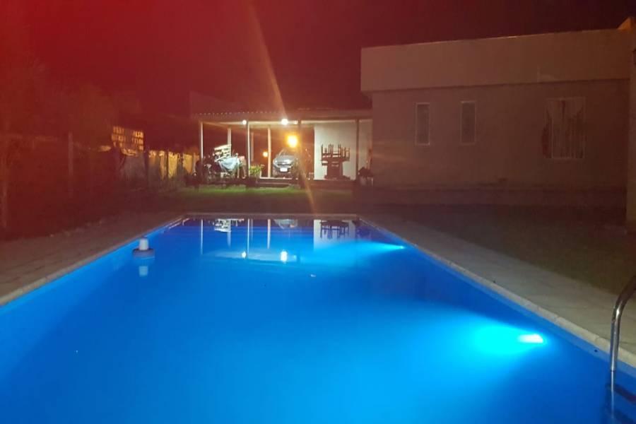 IMPERDIBLE! VER INFO..., 3 Habitaciones Habitaciones, ,3 BathroomsBathrooms,Casas,Venta,42731
