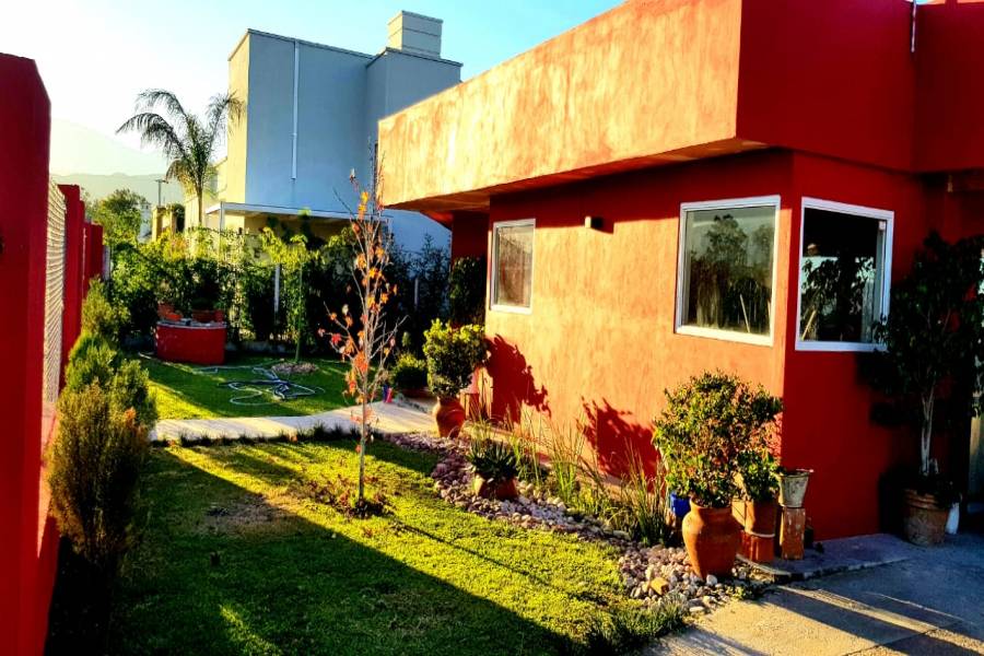 IMPERDIBLE! VER INFO..., 3 Habitaciones Habitaciones, ,3 BathroomsBathrooms,Casas,Venta,42731
